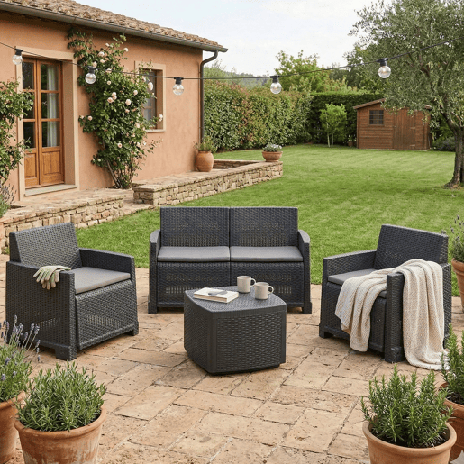 Sala de estar exterior em PVC