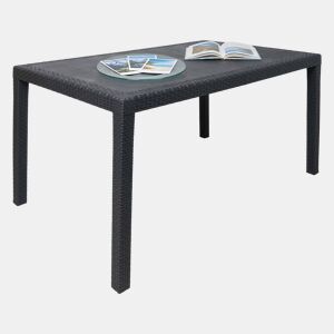 Mesa de jardim em PVC