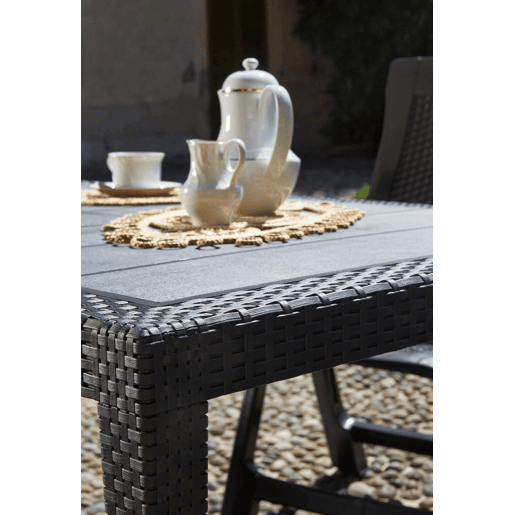 Mesa de jardim em PVC Mesa de jardim em PVC