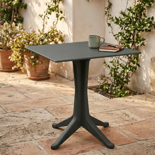 Mesa de jardim em PVC Mesa de jardim em PVC