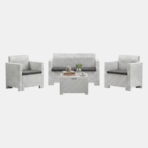 Sala de estar exterior em PVC