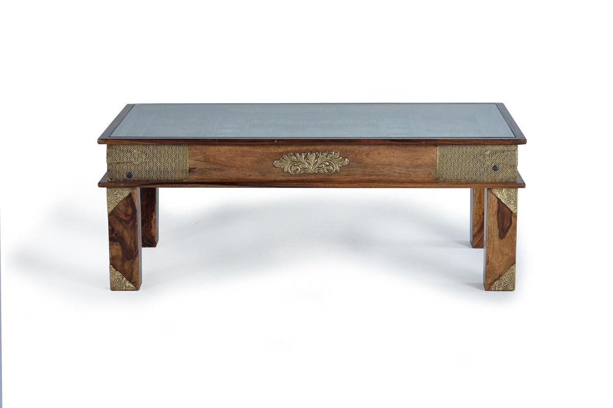 Mesa centro con detalles .GINER Y COLOMER