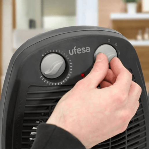 Aquecedor Vertical UFESA CF2000 Preto 2000 W