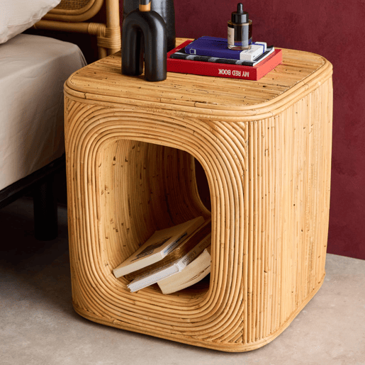Mesa de cabeceira com nicho, em rotim natural, Baya, Natural, 45x45x50 cm Mesa de cabeceira com nicho, em rotim natural, Baya, Natural, 45x45x50 cm