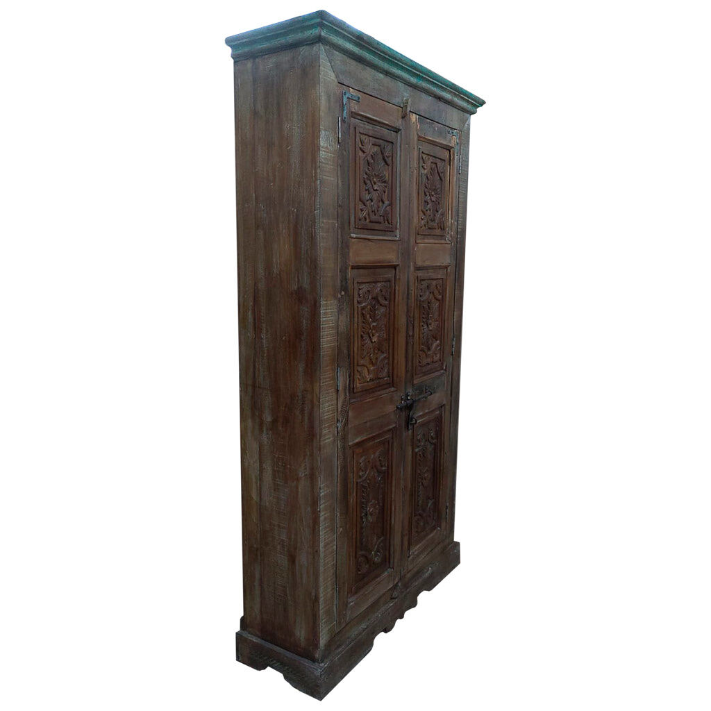 Armario de madera