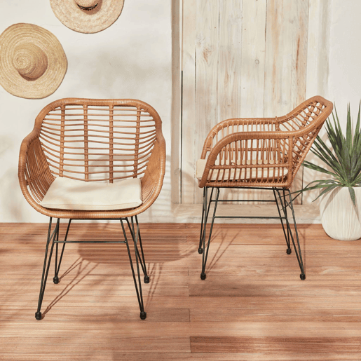 Cadeirão em resina e metal com efeito rattan, set de 2, Wondama, Beige, 66x55.5x82 cm