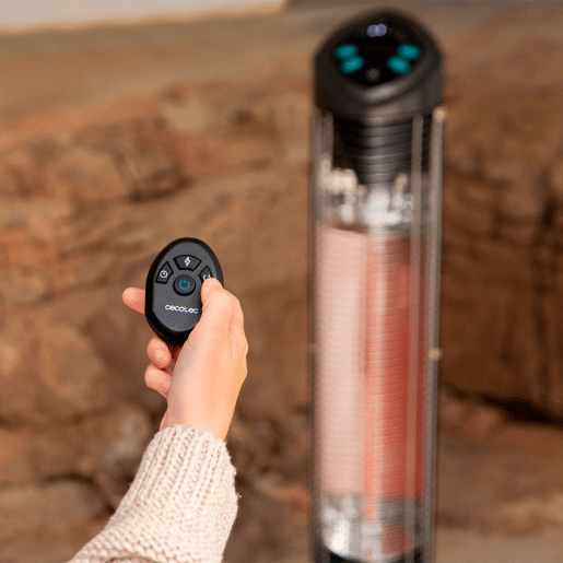 Cecotec Aquecedor de torre para exteriores com 1000 W, tecnologia halogénea, 2 níveis de potência, função Oscilação e controlo remoto.
