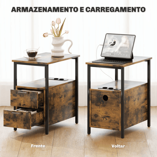 HOMCOM Mesa Auxiliar com Estação de Carga Entrada USB e Tomada Elétrica Mesa de Cabeceira com 2 Gavetas e Prateleira Aberta para Sala de Estar Dormitório 55x35x58,5 cm Marrom Rústico