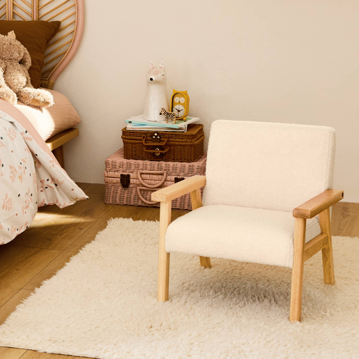 Cadeirão para crianças escandinavo, madeira de hevea, boucle, Isak kids, Branco, 47x43.5x50 cm
