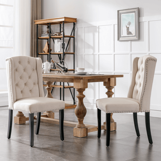 Conjunto de 2 cadeiras de veludo com pernas de carvalho - decoradas com rebites - Bege Conjunto de 2 cadeiras de veludo com pernas de carvalho - decoradas com rebites - Bege