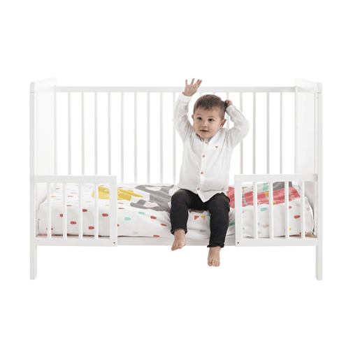 Grade branca para os berços de dormir mistos Cool-Dreams convertíveis em camas