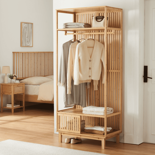 Cabide de burro Ypäjä com prateleiras e porta de bambu 187x80x47cm - Cor natural en.casa