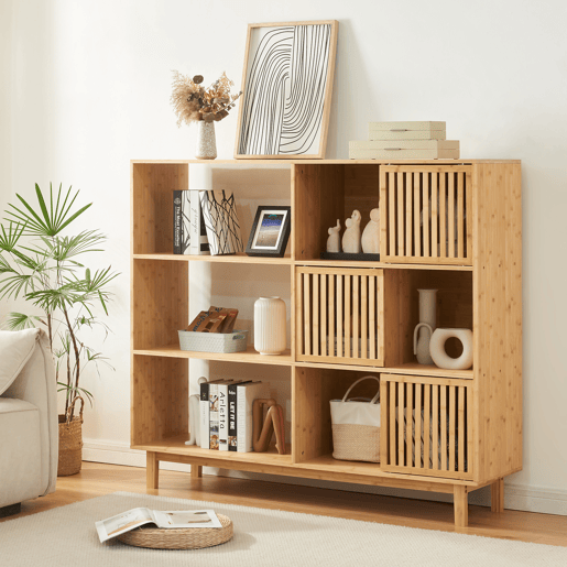 Estante Ypäjä com 3 portas de correr e 9 compartimentos 128 x 147 x 39 cm Bambu en.casa