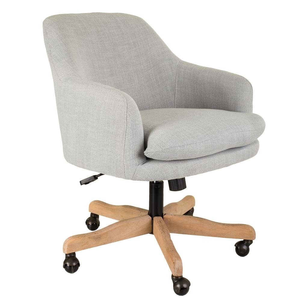 Silla de madera y tapizada con ruedas