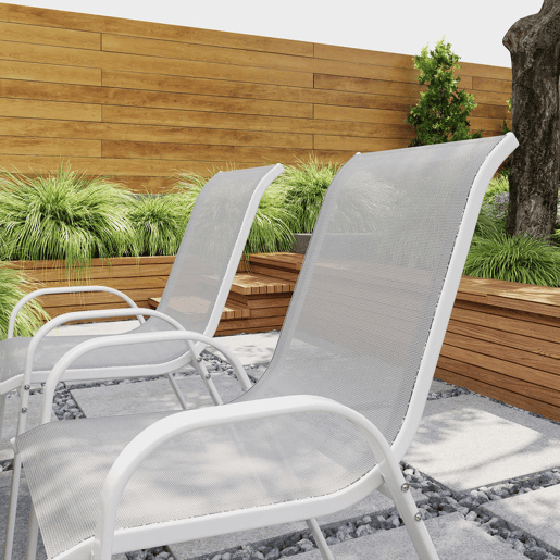 Outsunny Conjunto de 4 Cadeiras de Jardim Cadeiras de Exterior Empilháveis Cadeiras de Jardim com Tecido Respirável Estrutura de Aço Apoio para os Braços e Encosto 54x71x93 cm Cinza e Branco