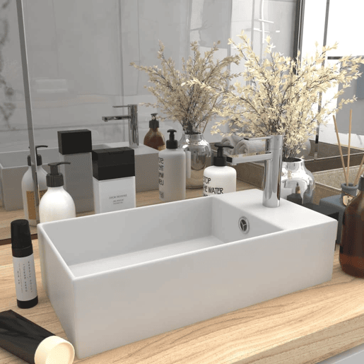 Lavatório - Lavabo - Pia de banheiro WC c extravasamento cerâmica branco mate