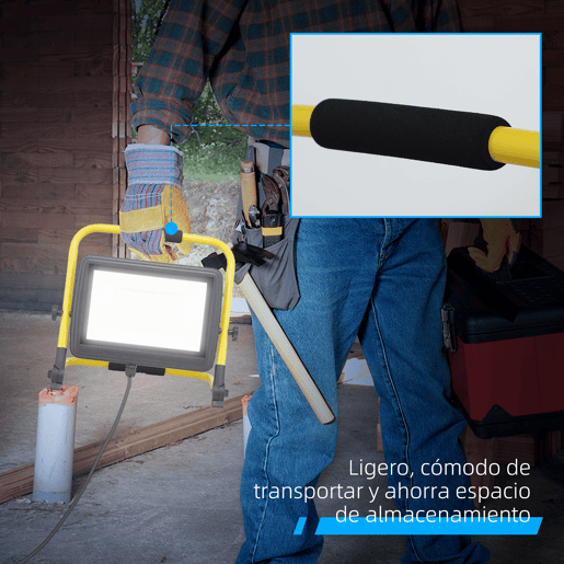HOMCOM Projetor LED Recarregável com Cabeças e Suporte Ajustáveis 100W 8500 Lúmenes IP65 6500K Refletor LED Resistente à Intemperie Portátil com Pega para Interior e Exterior 35x20x32 cm Amarelo e Preto