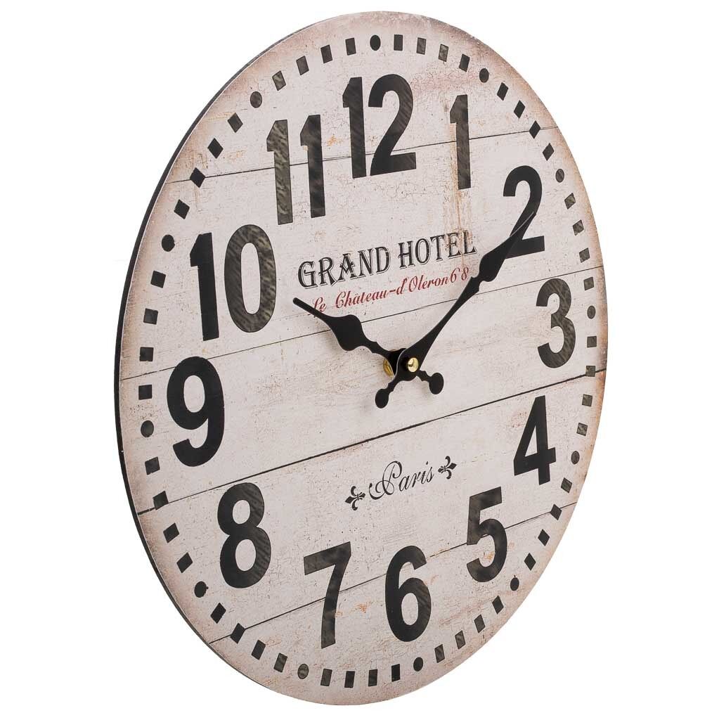 Reloj de pared de madera