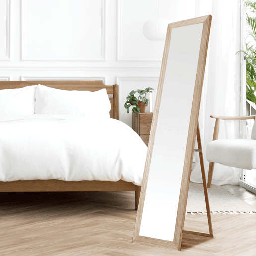 Espelho de Pé de Madeira 140x35 cm u2013 Moldura MDF Envelhecido, Estilo Nórdico, Pé Ajustável