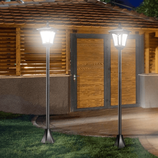 Outsunny Conjunto de 2 Candeeiros Solares Luzes Solares para Jardim com Painel Solar Acendimento Automático Impermeável IP44 para Terraço Jardim 18x18x160 cm Preto