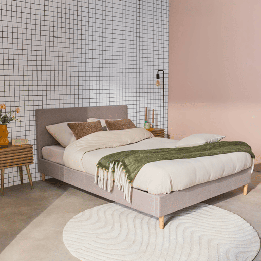 Cama com base de ripas e cabeceira 140cm, acabamento em tecido simple, Marlon, Cinza Claro, 202x148x89 cm