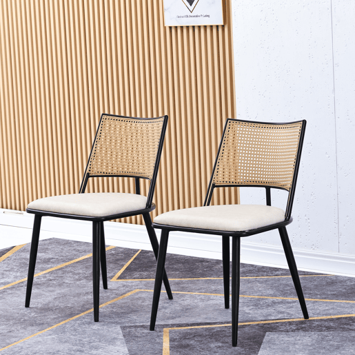 Conjunto de 2 cadeiras de jantar com almofada em pele sintética e encosto em PE rattan - Preto
