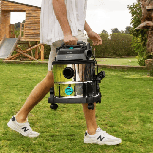 Cecotec Aspirador para sólidos e líquidos de metal que permite uma maior durabilidade e resistência com capacidade de 20 l e 1400 W de potência para resultados perfeitos. Cecotec Aspirador para sólidos e líquidos de metal que permite uma maior durabilidade e resistência com capacidade de 20 l e 1400 W de potência para resultados perfeitos.