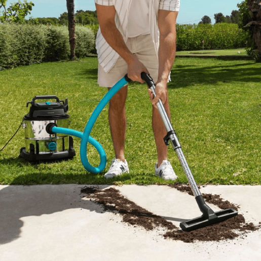 Cecotec Aspirador para sólidos e líquidos de metal que permite uma maior durabilidade e resistência com capacidade de 20 l e 1400 W de potência para resultados perfeitos. Cecotec Aspirador para sólidos e líquidos de metal que permite uma maior durabilidade e resistência com capacidade de 20 l e 1400 W de potência para resultados perfeitos.