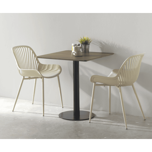 Mesa em melamina nogueira 70x70, pé central metálico preto