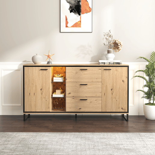 Aparador baixo com LED - 3 gavetas, 2 portas e 3 prateleiras - Natural