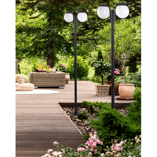 Beliani Poste de iluminação KULSI Beliani Poste de iluminação KULSI