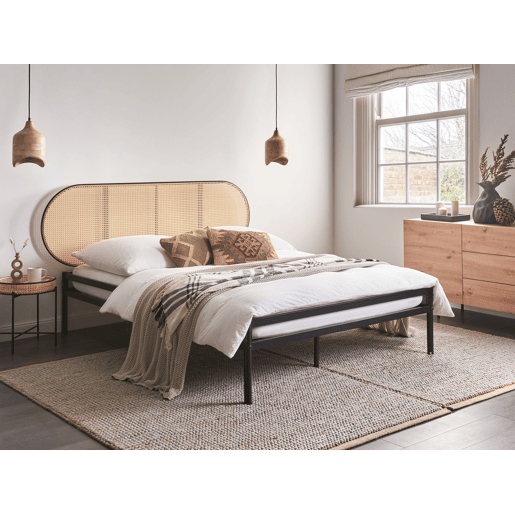 Cama BOULIN 140 x 200 cm Preto Cama BOULIN 140 x 200 cm Preto