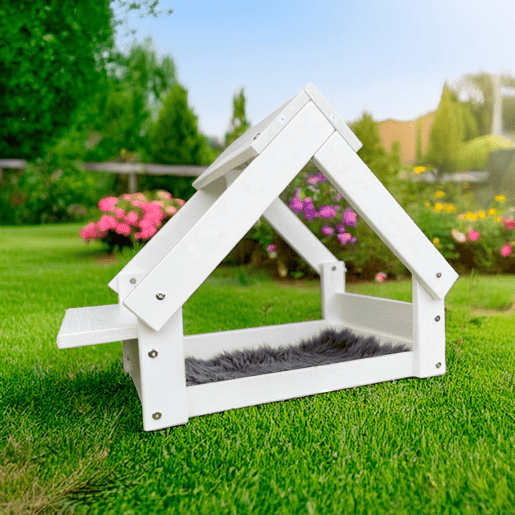 Well Home Indoor Dog House com estrutura de madeira em branco