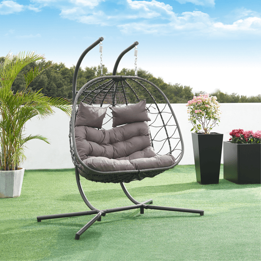 Cadeira suspensa dupla Skense com estrutura 198x156x98 cm cinzento en.casa
