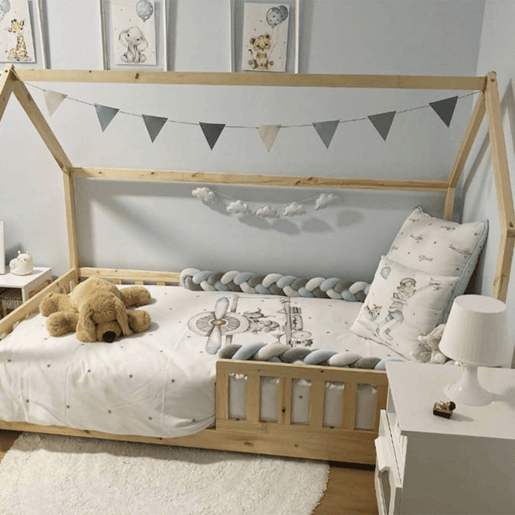 Conjunto de Cama Infantil Cabine ''Bosco'' 90x190cm + Colchão SERENIA 90x190cm (Altura 17cm), Respirável, Adaptável e Térmico