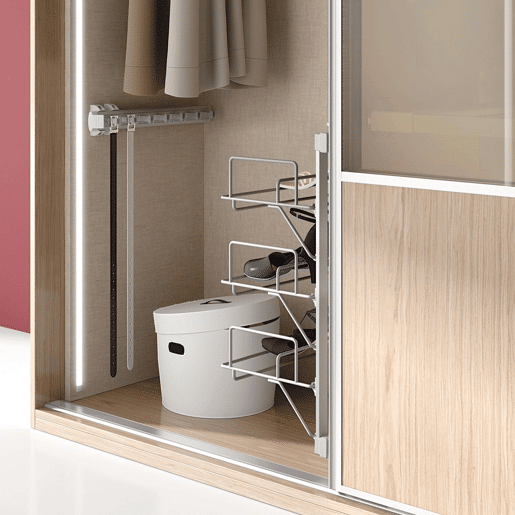 Organizador de armário com suporte de cinto auto-removível 45x8x9 cm Organizador de armário com suporte de cinto auto-removível 45x8x9 cm
