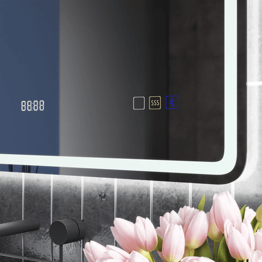 HOMCOM Espelho de Casa de Banho com Luz LED 80x60 cm Espelho de Parede com Bluetooth 3 Cores de Luz Relógio Digital Função Antiembaciamento Função de Memória Interruptor Tátil IP44 Prata