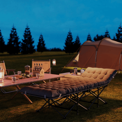 Outsunny Cama Dobrável de Campismo Portátil Espreguiçadeira 600D com Almofada de Cabeça Colchão Removível e Bolsa de Transporte Capacidade 150 kg para Praia e Caminhadas 186x68x37 cm Preto