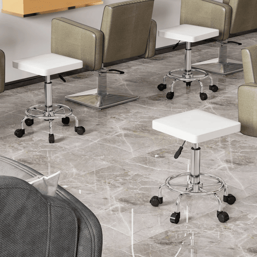 HOMCOM Banco Giratório Banco com Rodas Altura Regulável 50-66 cm Assento Estofado em Imitação de Couro Descanso para os Pés para Salões e Oficinas 34x34x50-66 cm Branco