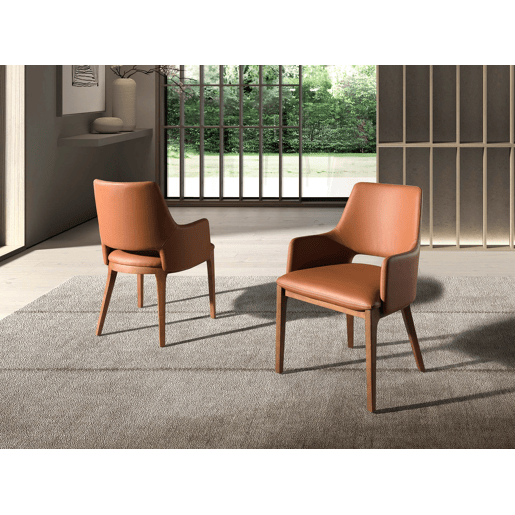 Cadeira em pele ecológica castanha modelo 4157 Angel Cerdá S.L.Cadeira com braços de design moderno com assento e encosto estofados em couro sintético castanho.