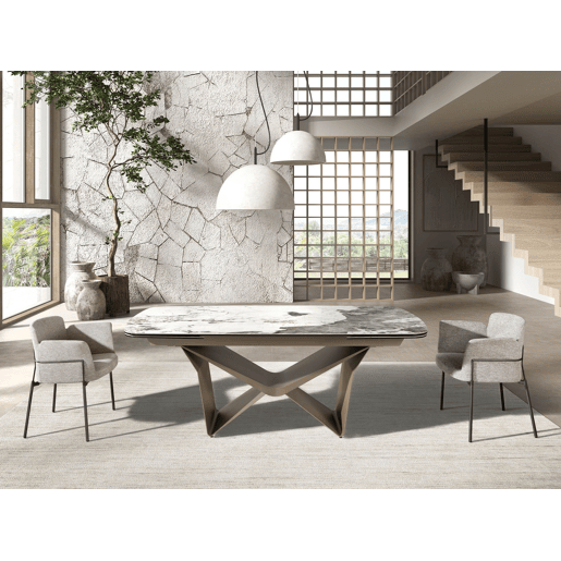 Cadeira em tecido cinzento modelo 4170 Angel Cerdá S.L.Cadeira com braços de design moderno com assento e encosto estofados em tecido cinzento.