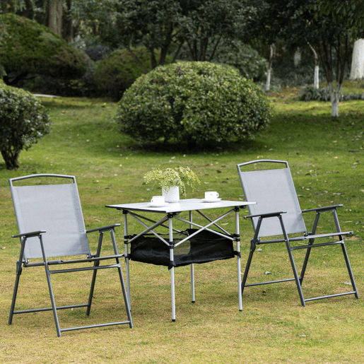 Outsunny Mesa Dobrável de Campismo Mesa de Piquenique com Armazenamento e Bolsa de Transporte 70x70x69 cm Prata e Preto