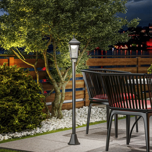 Outsunny Candeeiro Solar de Jardim Candeeiro com Painel Solar Liga e Desliga Automaticamente para Exterior Pátio 15x15x127 cm Preto