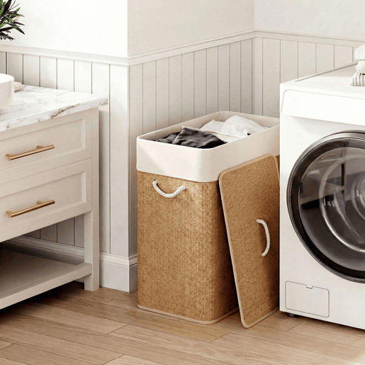 HOMCOM Cesto de Roupa com Tampa 100L Cesto para Roupa Suja de Bambu com 2 Compartimentos Bolsa Interior Amóvivel para Lavandaria Casa de Banho 52x32x63 cm Madeira e Creme