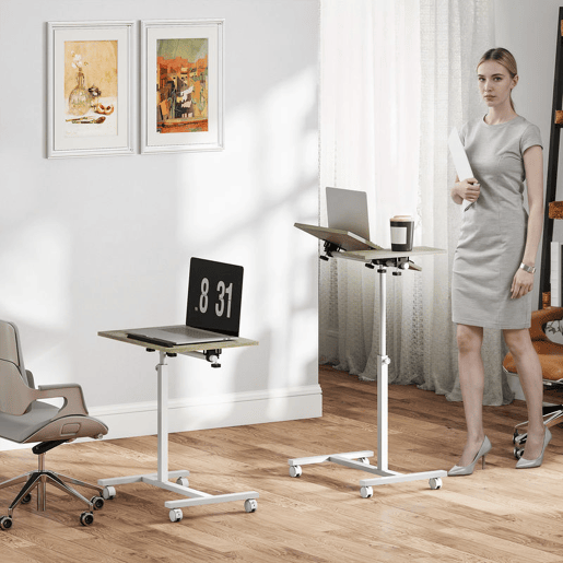 HOMCOM Mesa Auxiliar com Rodas Mesa para Sofá com Altura Ajustável Superfície Inclinável e Estrutura de Metal para Quarto Sala de Estar Escritório 57x40x67,5-101 cm Carvalho e Branco HOMCOM Mesa Auxiliar com Rodas Mesa para Sofá com Altura Ajustável Superfície Inclinável e Estrutura de Metal para Quarto Sala de Estar Escritório 57x40x67,5-101 cm Carvalho e Branco