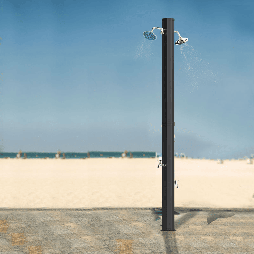 Outsunny Duche de Jardim Solar 35 L Duche Solar Exterior com 2 Cabeçais Giratórios Torneiras para Pés e Água Quente Até 55 °C para Piscina Campismo Pátio 73x18x217 cm Preto