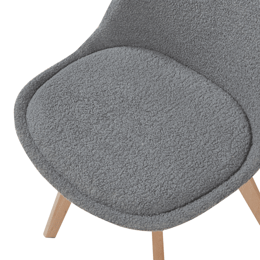 Conjunto de 2 cadeiras de jantar Fläten bouclé e pernas de faia 82x49x54cm Cinzento en.casa