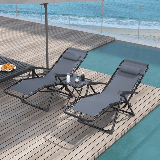 Outsunny Conjunto de 2 Espreguiçadeiras Jardim Dobráveis com Mesa Auxiliar Porta-Copos Espreguiçadeiras de Gravidade Zero com Encosto Ajustável Apoios de Braço Removíveis para Pátio Piscina Cinza