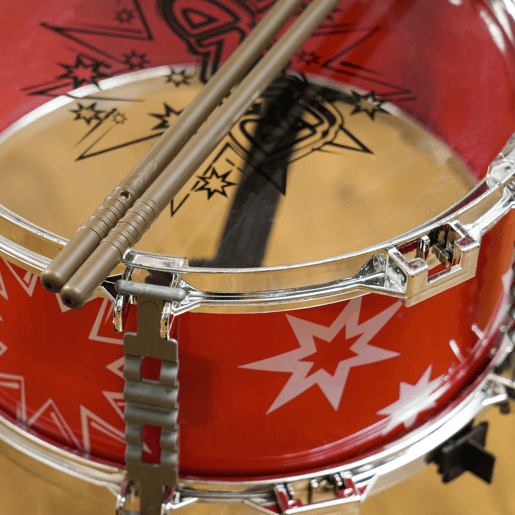 AIYAPLAY Bateria Infantil com Banco Bateria para Crianças acima de 3 Anos com Tambores Pedal e Baqueta Desenho com Tema de Estrelas 65x22x57 cm Vermelho