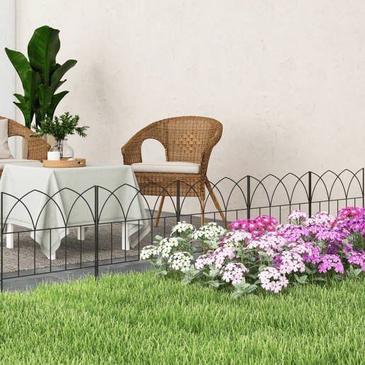 Outsunny Cercas de Jardim 205x45,5 cm Conjunto de 5 Cercas Decorativas para Jardim de Metal Combinação Livre Barreira para Animais para Terraço Pátio Relva Preto